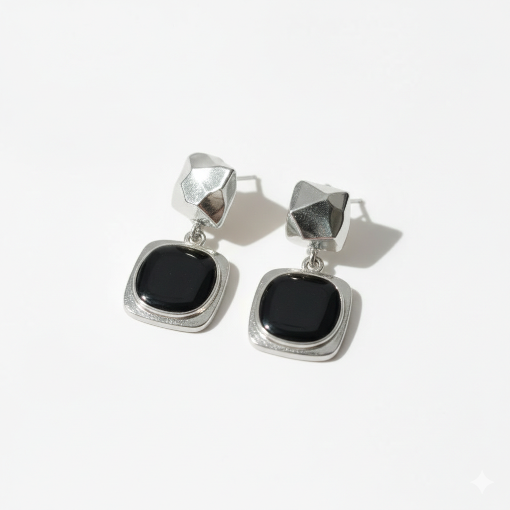 Silver earrings with black square pendant